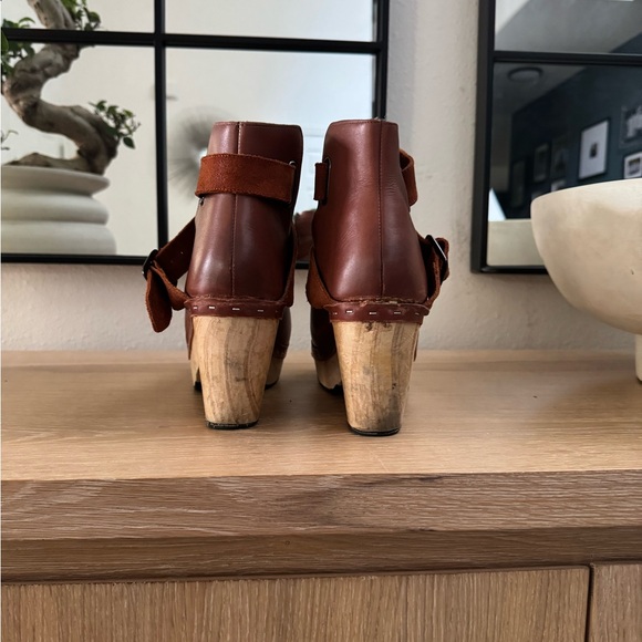 Free People Cognac Leather  Wooden Clog Boots - Picture 4 of 4